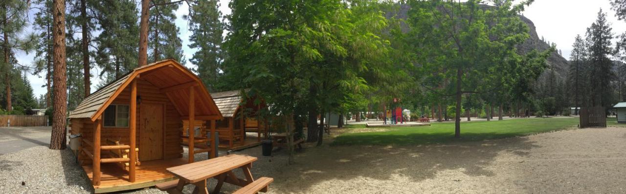 Gallagher Lake Parkbridge Hotel Okanagan-Similkameen Екстериор снимка